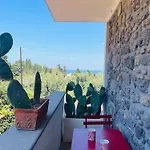 Casa Lucia Bed & Breakfast