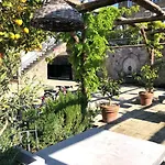 Casa Lucia Bed & Breakfast