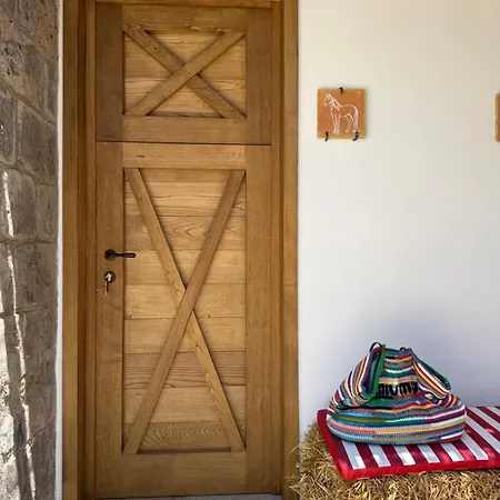 Casa Lucia Bed & Breakfast 4*