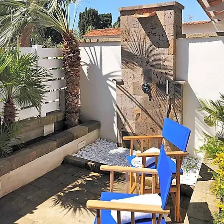 Casa Lucia Bed & Breakfast 4*