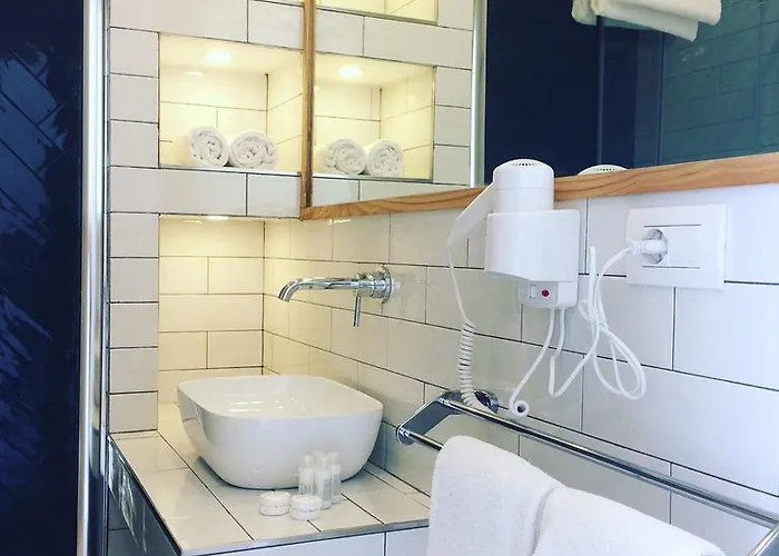 Oda ve Kahvaltı Casa Lucia 4*