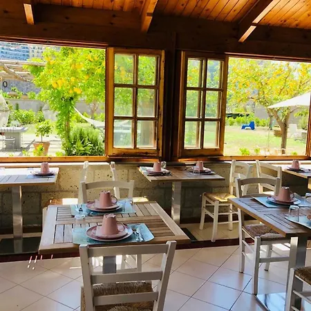 Casa Lucia Bed & Breakfast 4*